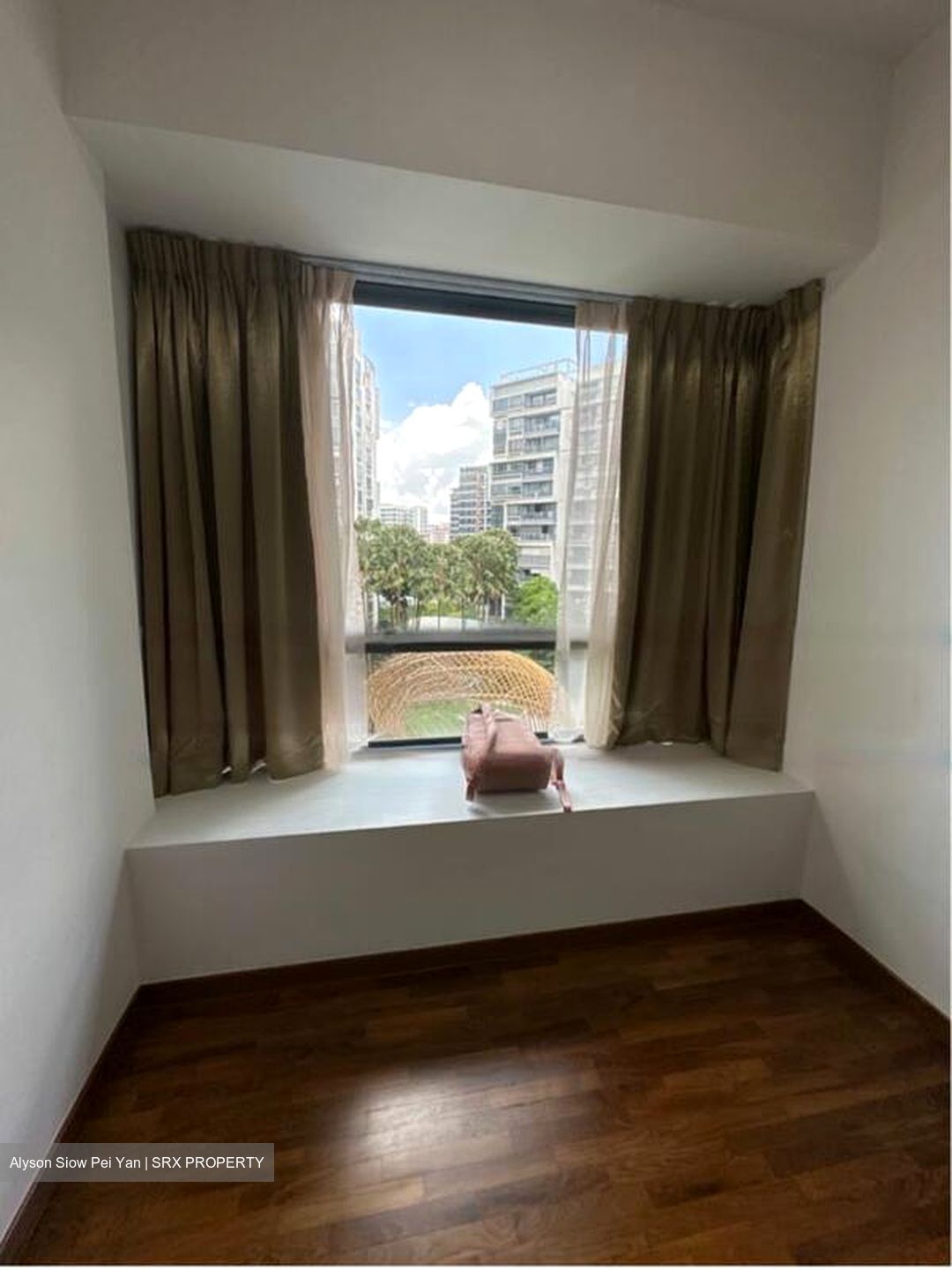 The Palette (D18), Condominium #611127391